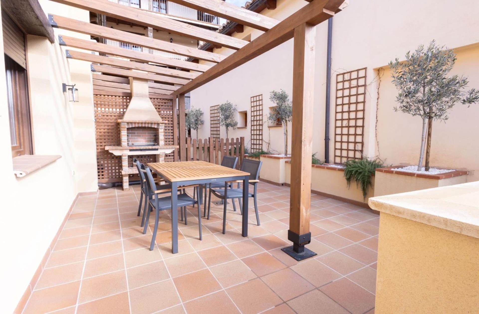 베세이테 El Sueno Del Buho 3. Chimenea Y Terraza. 아파트 외부 사진